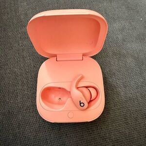 Pink Beats Wireless right Earbud  with Charging Case